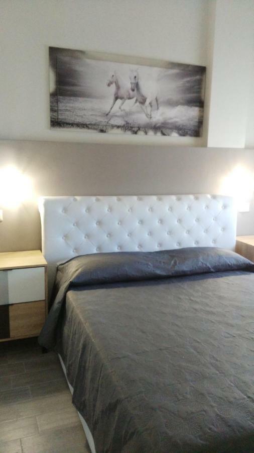 La Suite Civitanova Marche Buitenkant foto
