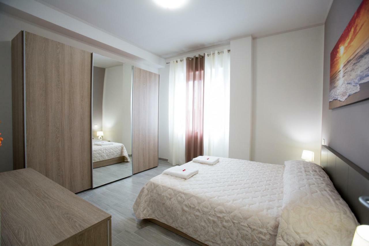 La Suite Civitanova Marche Buitenkant foto